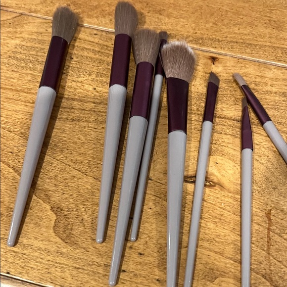 Purple and Gray Makeup Brush Set - Picture 1 of 1